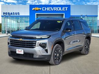 New 2026 Chevrolet Traverse LT w/ Sun and Wheel Package AWD/4WD video 2