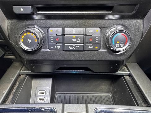 Used 2018 Ford F150 XLT w/ Equipment Group 302A Luxury AWD/4WD image 31