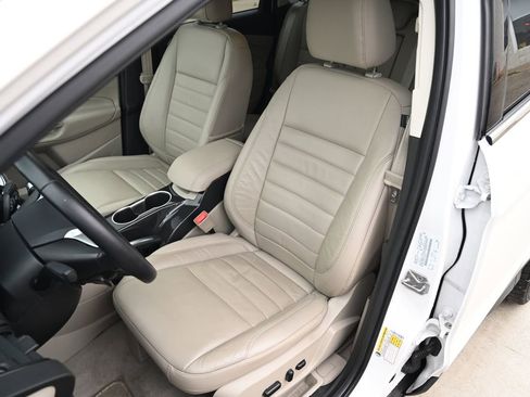 Used 2016 Ford Escape Titanium image 20