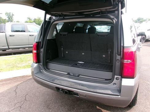 Used 2019 Chevrolet Tahoe LT AWD/4WD image 17