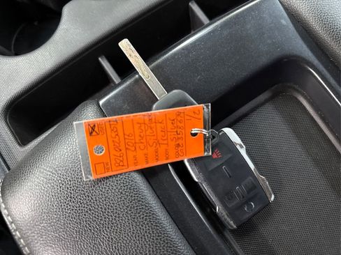 Used 2016 Chevrolet Silverado 1500 LT w/ All Star Edition image 37