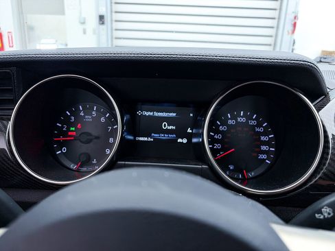 Used 2020 Ford Mustang Shelby GT350 w/ Technology Package RWD image 38