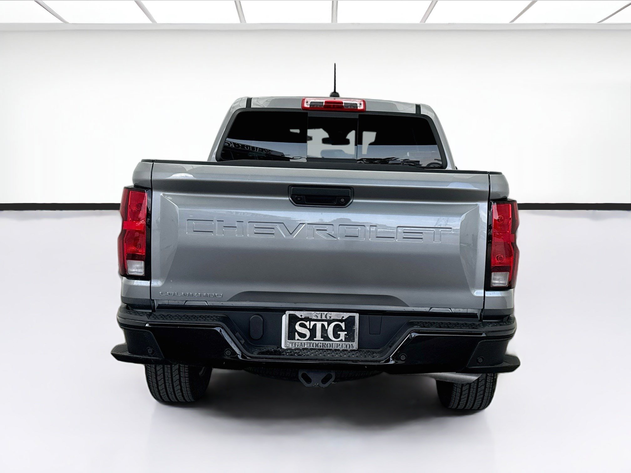 Used 2025 Chevrolet Colorado W/T w/ WT Convenience Package II RWD image 5