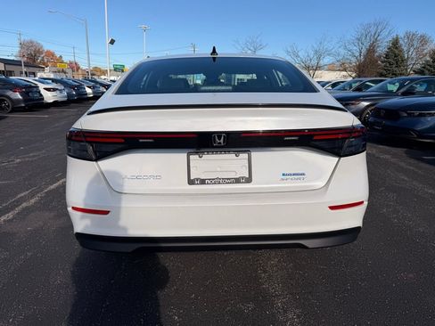 Certified 2025 Honda Accord Sport image 18