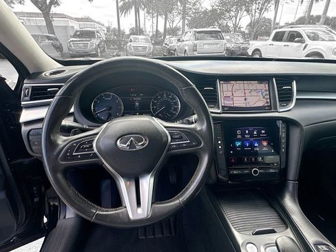 Used 2019 INFINITI QX50 Essential w/ Protection Package image 11