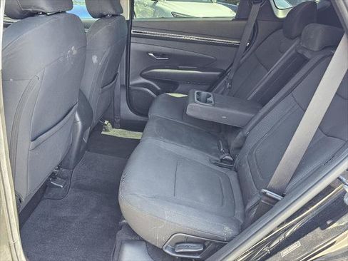 Used 2023 Hyundai Tucson SE AWD/4WD image 6