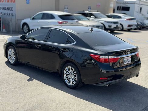 Used 2014 Lexus ES 350 w/ Premium Package FWD image 11