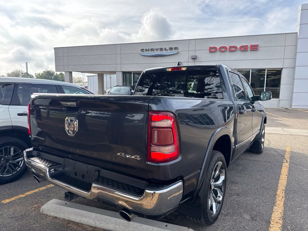 Used 2019 RAM 1500 Limited AWD/4WD image 3