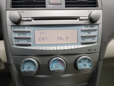 Used 2007 Toyota Camry SE image 21