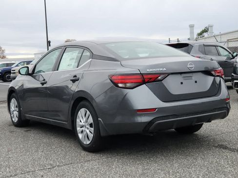 Used 2025 Nissan Sentra S FWD image 4