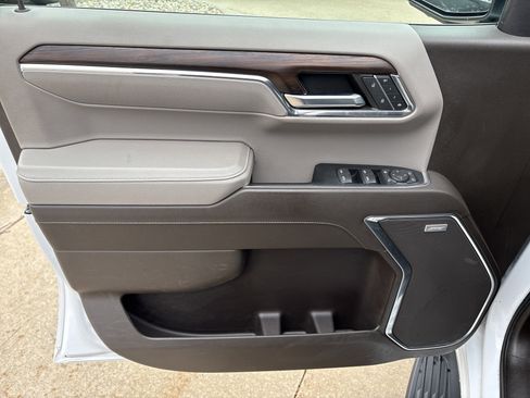 Used 2023 GMC Sierra 1500 SLT w/ SLT Premium Plus Package image 10