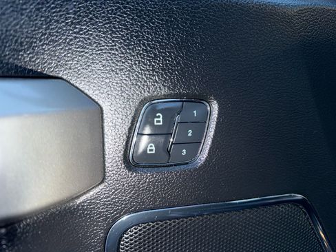 Used 2017 Ford F150 Limited image 43