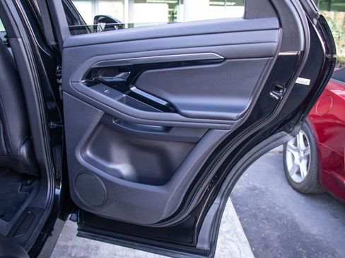 Used 2021 Land Rover Range Rover Evoque S image 24