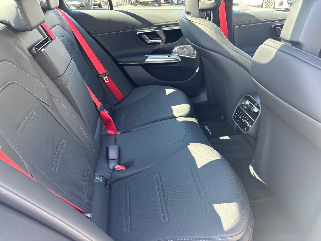 Used 2027 Mercedes-Benz E 53 AMG e 4MATIC Sedan image 18