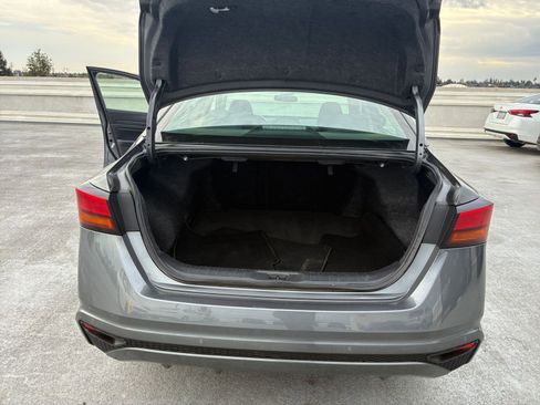 Used 2024 Nissan Altima 2.5 SV image 31