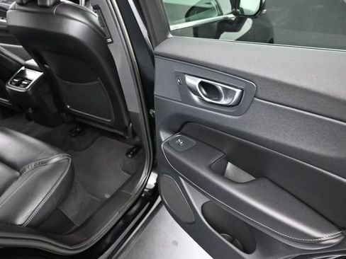 Used 2023 Volvo XC60 B5 Ultimate AWD/4WD image 21