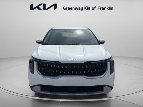 New 2026 Kia Carnival LX FWD image 2