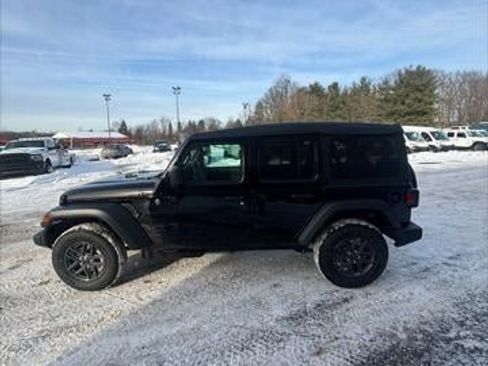 New 2026 Jeep Wrangler Unlimited Sport image 32