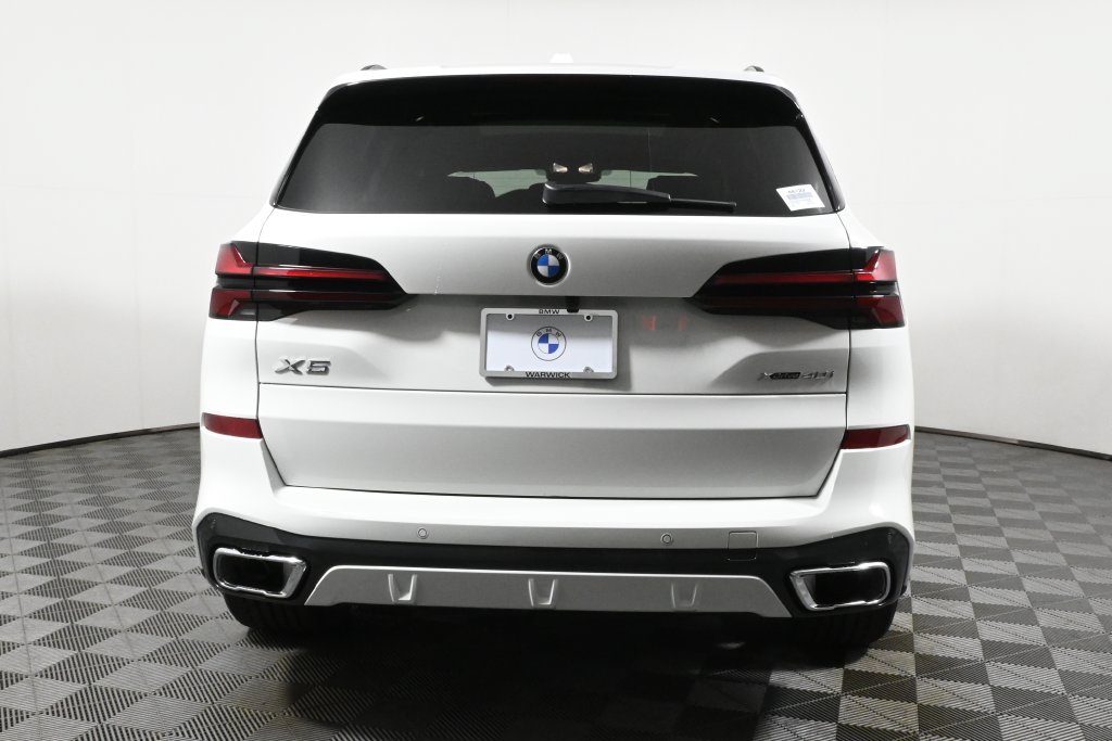 Used 2026 BMW X5 xDrive40i w/ M Sport Package AWD/4WD image 6