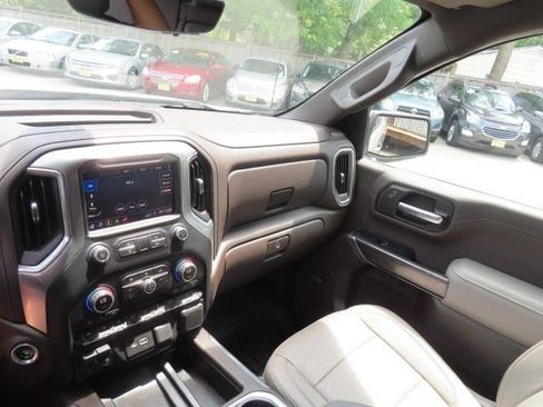 Used 2019 Chevrolet Silverado 1500 LTZ w/ LTZ Plus Package AWD/4WD image 27