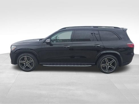 New 2026 Mercedes-Benz GLS 450 4MATIC image 2