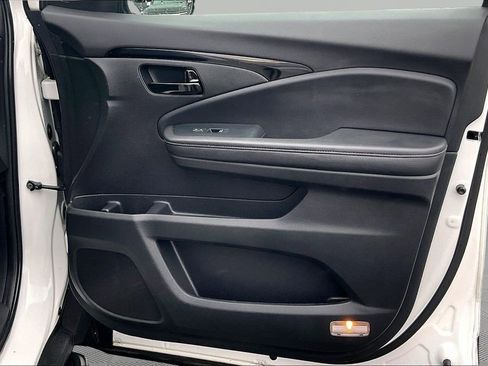 Used 2023 Honda Passport Elite image 31