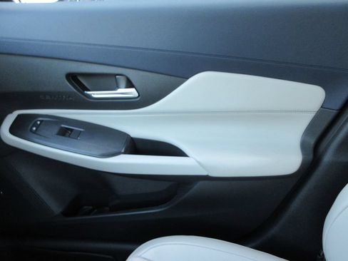 Used 2026 Nissan Sentra SL w/ Floor Mat Package FWD image 34