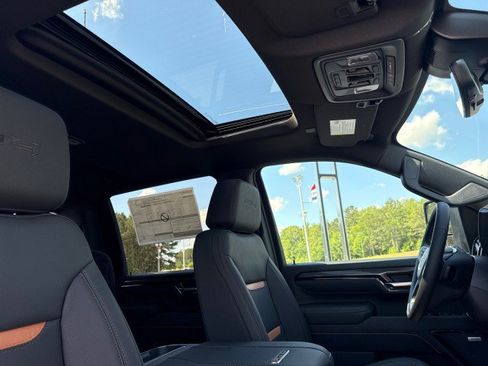 New 2026 GMC Sierra 2500 AT4 image 12