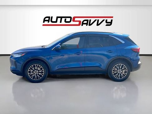 Used 2023 Ford Escape SE FWD image 4