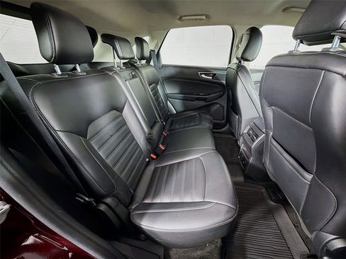 Used 2020 Ford Edge SEL w/ Convenience Package image 27