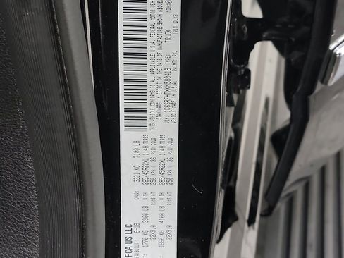 Used 2019 RAM 1500 Limited image 32