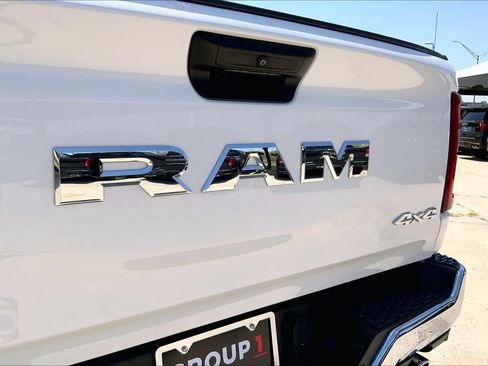 Used 2025 RAM 1500 Big Horn AWD/4WD image 31