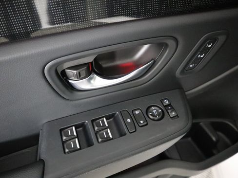 Used 2025 Honda Pilot Black Edition image 23