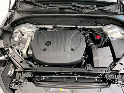 Certified 2025 Volvo XC60 B5 Plus image 13