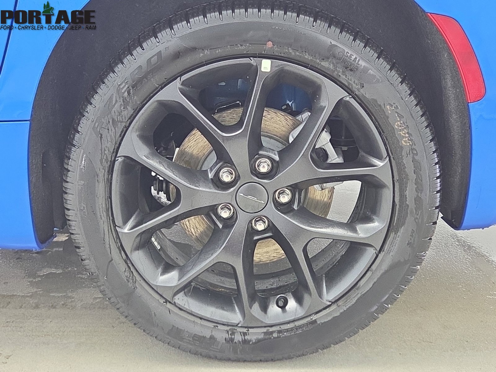 New 2027 Chrysler Pacifica Select AWD/4WD image 32
