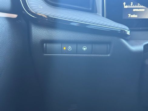 New 2026 Nissan Kicks SR w/ SR Premium Package image 22