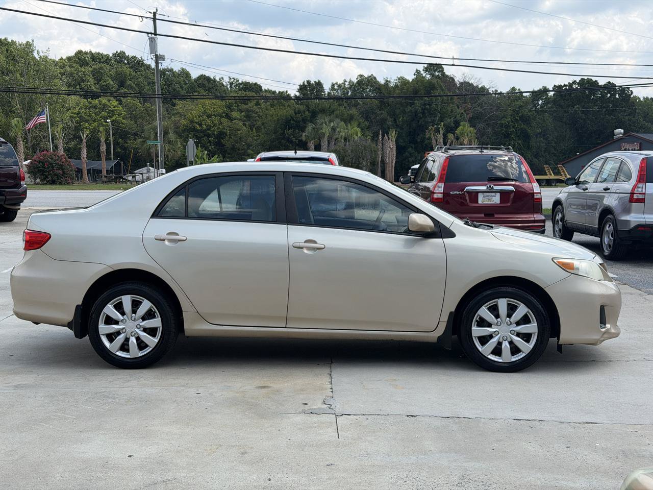 Used 2012 Toyota Corolla LE FWD image 2