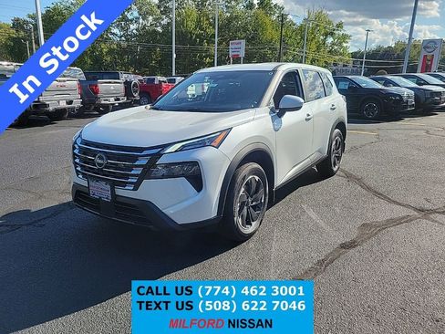 New 2026 Nissan Rogue SV image 1