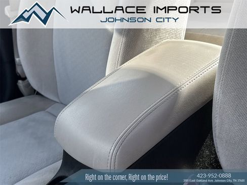 Used 2014 Chevrolet Impala LT w/ LT Sunroof Package image 21