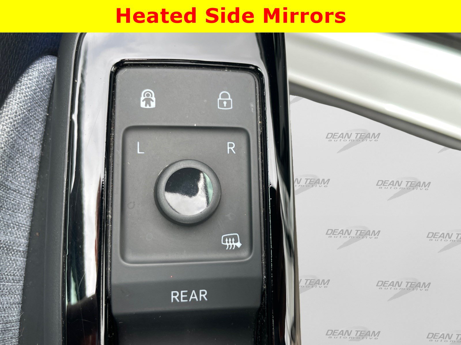 Used 2023 Volkswagen ID.4 Pro RWD image 18