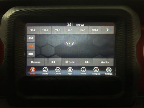 Used 2020 Jeep Wrangler Unlimited Rubicon AWD/4WD image 5