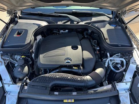 Used 2020 Mercedes-Benz GLC 300 4MATIC image 33