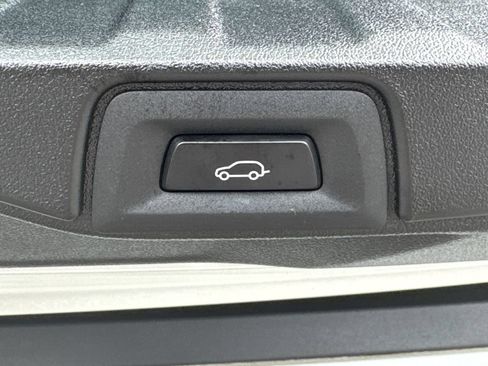Used 2022 BMW X5 sDrive40i w/ Parking Assistance Package RWD image 19