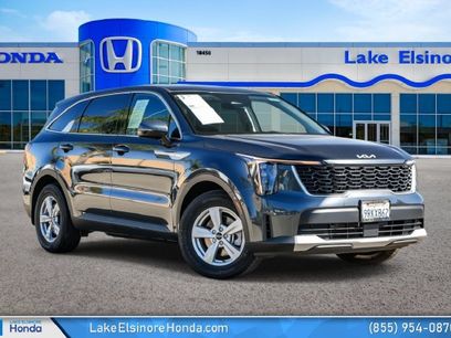 Used 2025 Kia Sorento LX