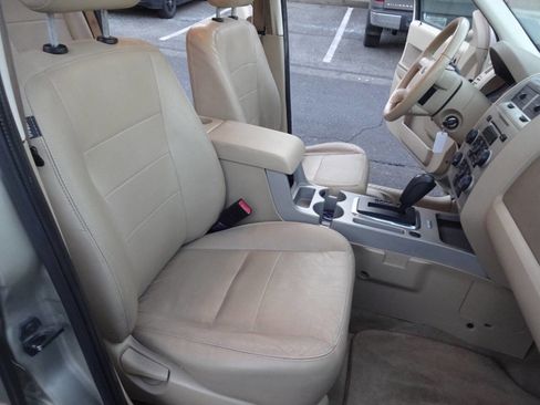 Used 2012 Ford Escape XLT image 13