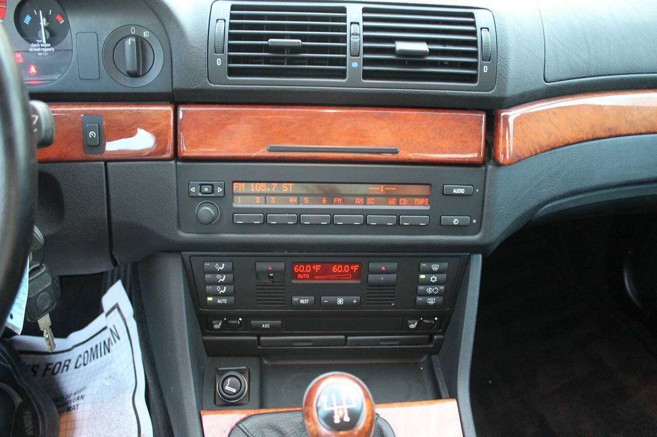 Used 1997 BMW 528i Sedan RWD image 38