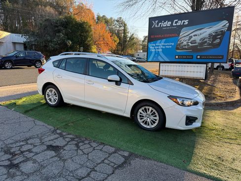 Used 2018 Subaru Impreza 2.0i Premium image 2