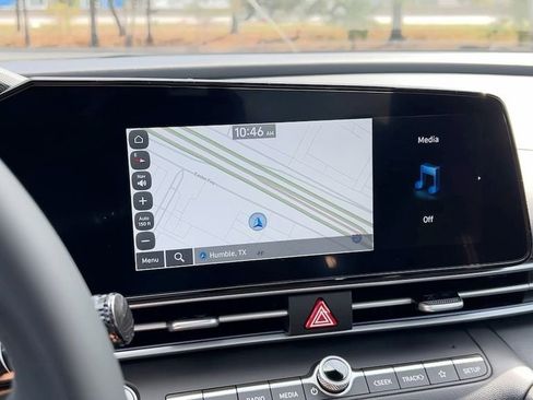 Used 2025 Hyundai Elantra SEL w/ Cargo Package image 30