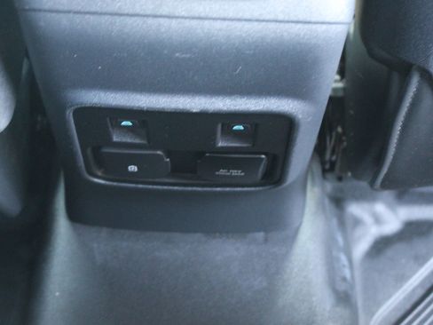Used 2023 Ford Bronco Badlands w/ Sasquatch Package AWD/4WD image 18