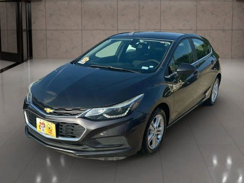 Used 2017 Chevrolet Cruze LT image 21